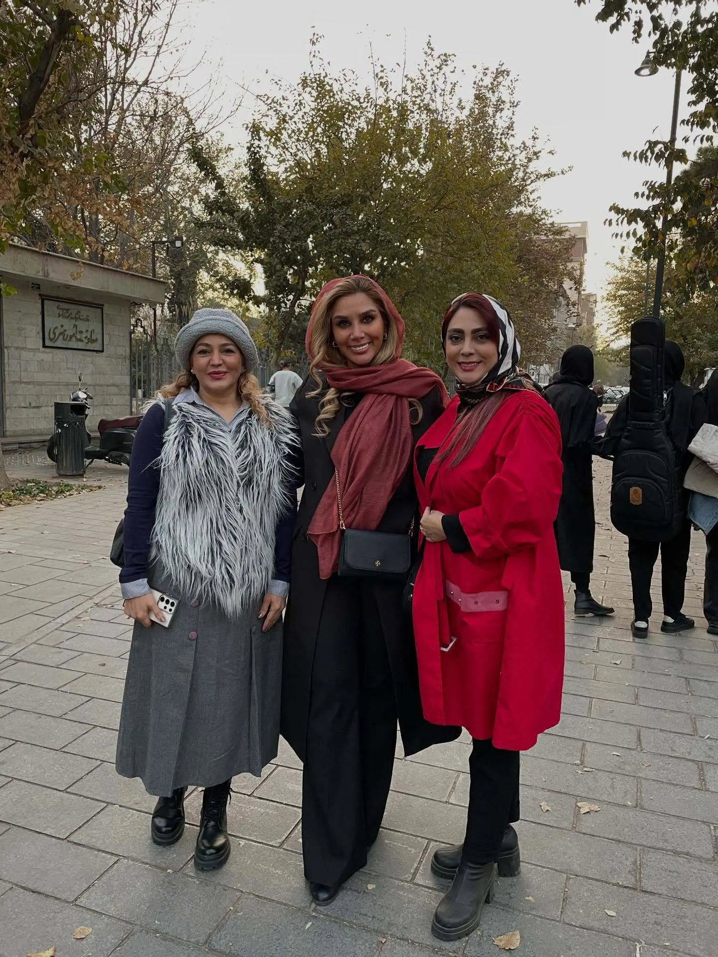 حمیرا ریاضی و نسیم ادبی در کنسرت گروه نهال