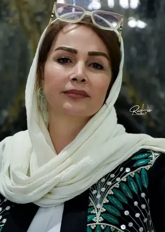 تصویر دوم از نسرین نکیسا