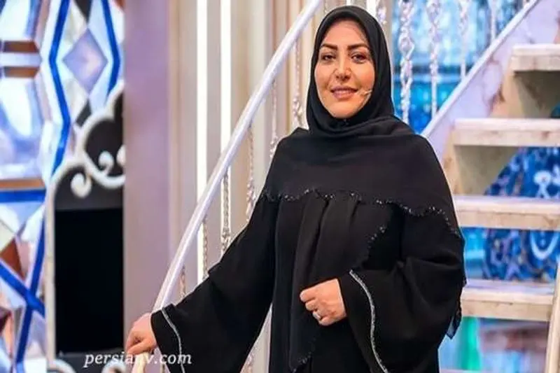 مانتوی مجلسی مجری مشهور