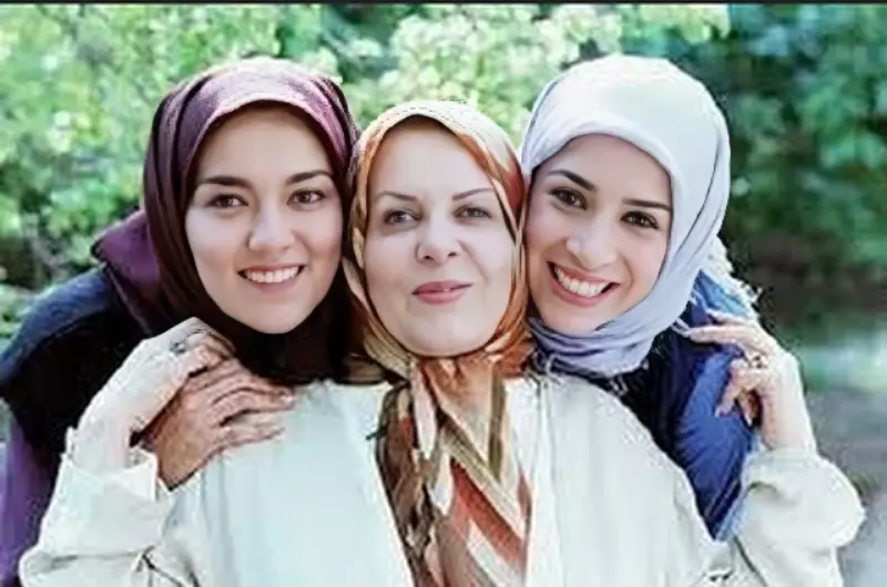 عاطفه نوری
