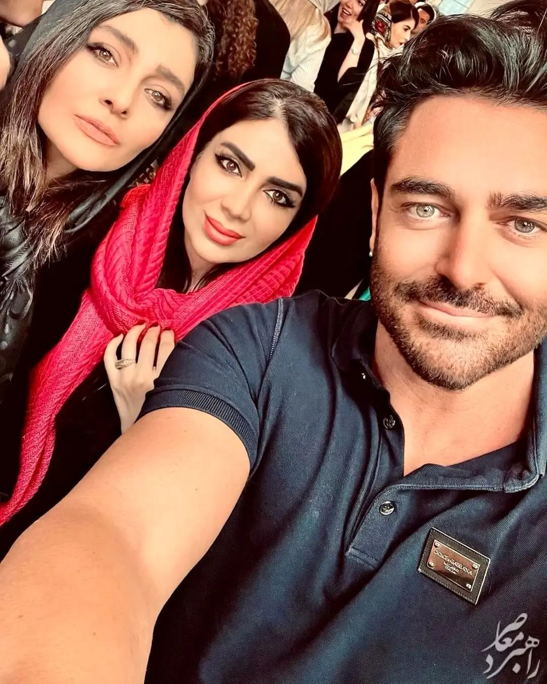 ساره بیات
