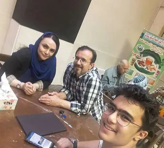 رقیه شادخواه