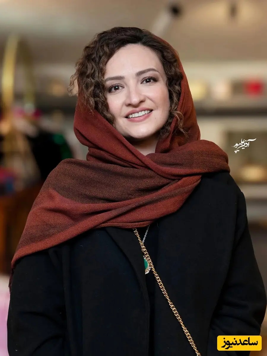 گلاره عباسی