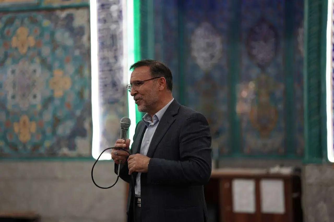 آریایی-نژاد