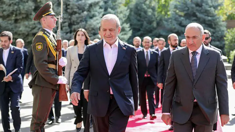 استقبال رسمی نخست وزیر ارمنستان نیکول پاشینیان از رئیس جمهور مسعود پزشکیان