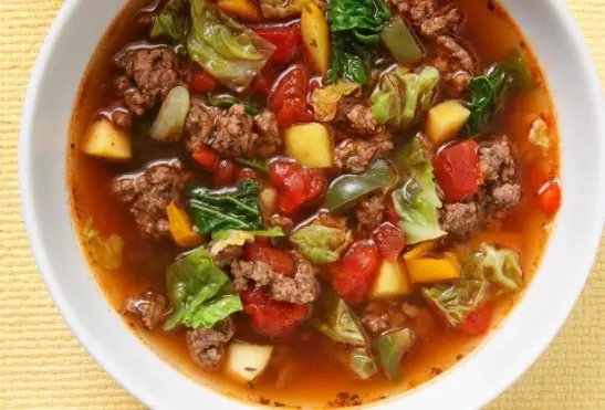 سوپ گوشت کلم ترش و شیرین