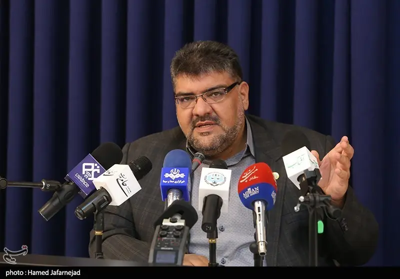 قوه قضائیه , مرکز وکلای قوه قضائیه , اعتبارزدایی از اسناد عادی , شورای نگهبان , مجمع تشخیص مصلحت نظام , سازمان ثبت اسناد و املاک کشور , مجلس شورای اسلامی ایران , قانون , 