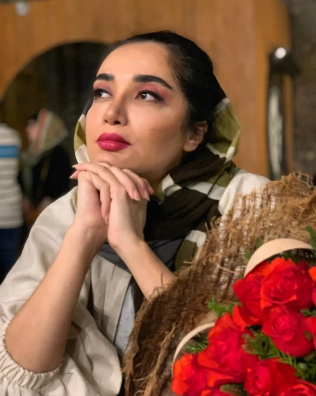 هدی استواری
