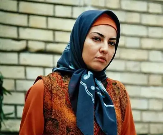 آناهیتا همتی