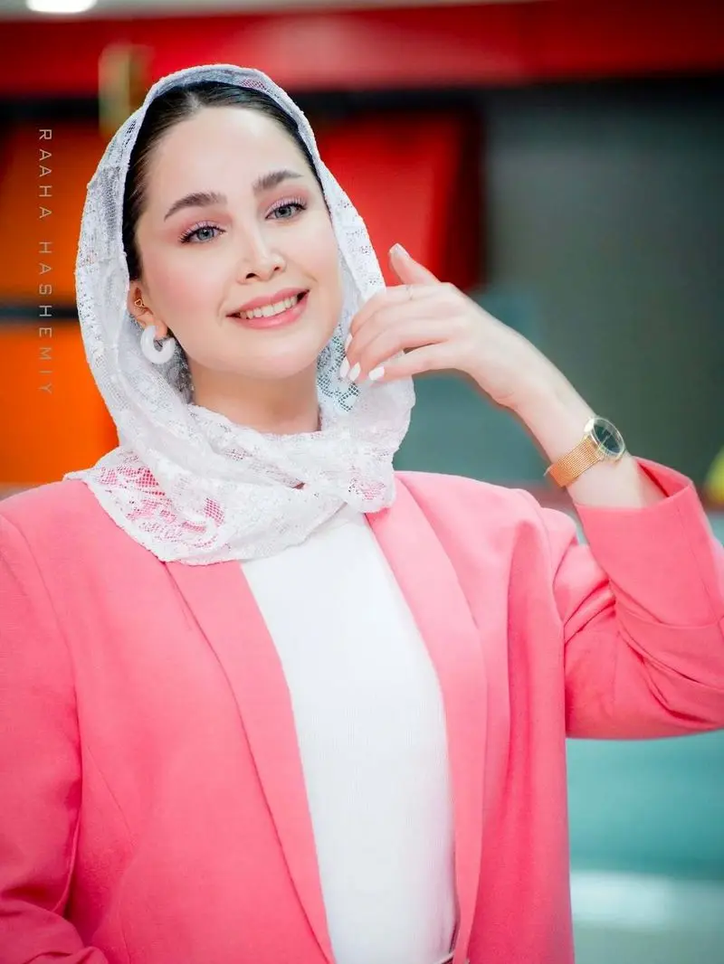 تینا یلان در ایفای نقش عسل