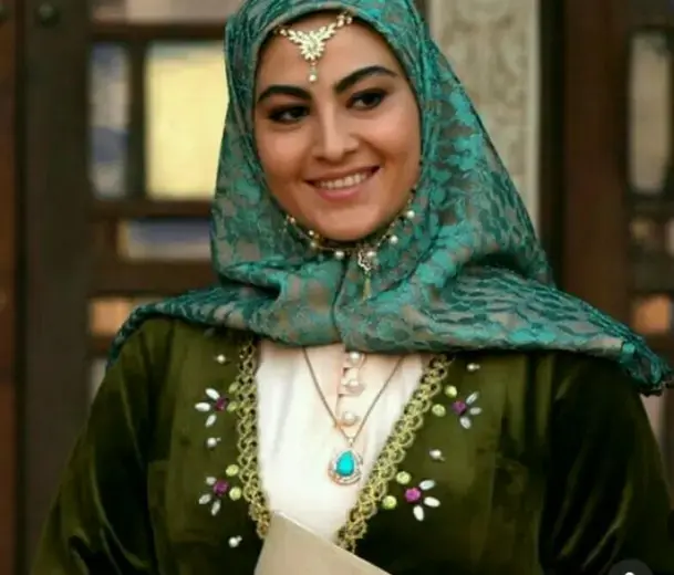 مریم مومن (7)