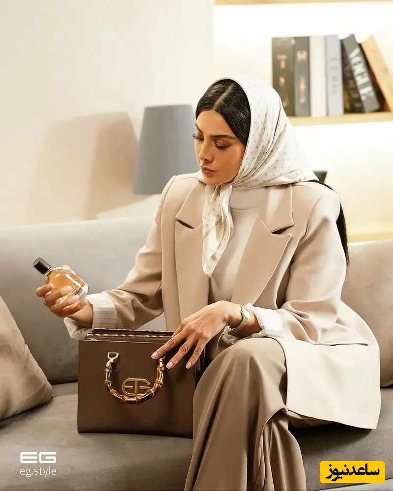  آزاده صمدی
