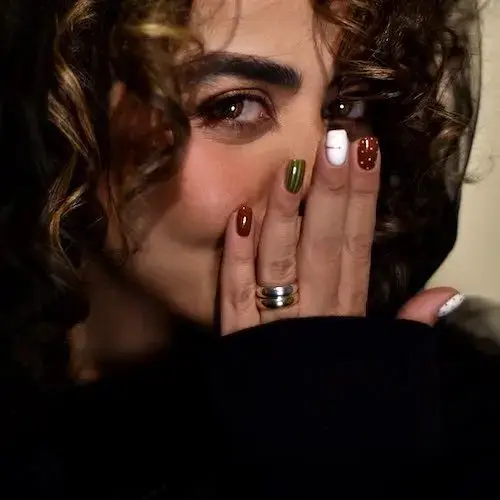 طرح ناخن‌ الهام اخوان