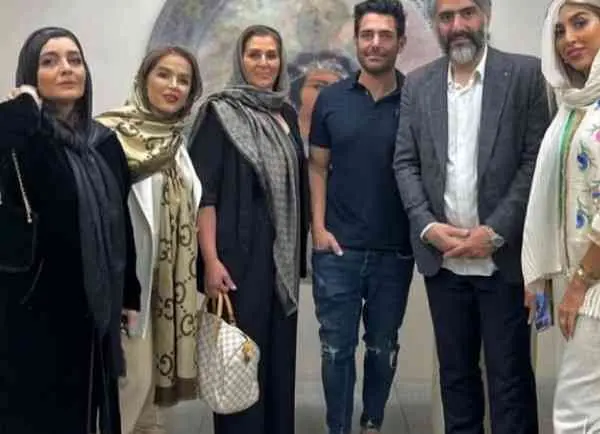 ساره بیات