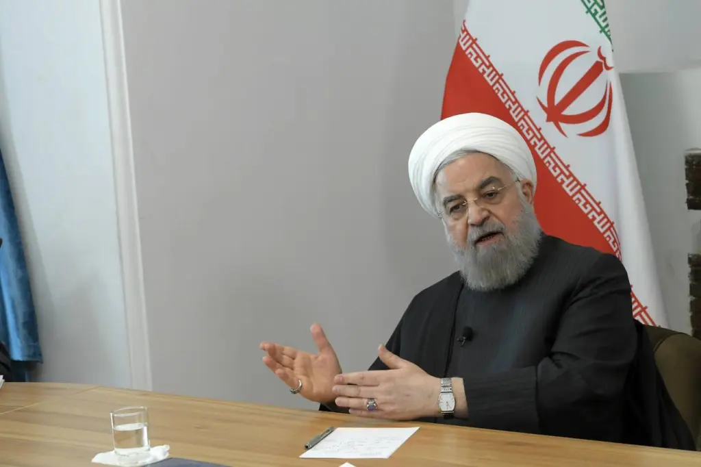 ساعت حسن روحانی