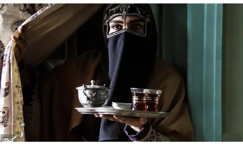 طلا-در-بانوی-عمارت-780x470