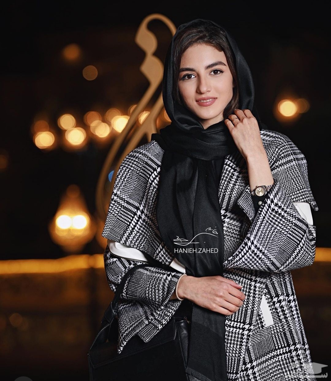 پردیس پورعابدینی