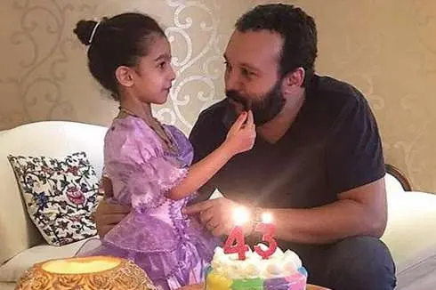 کامبیز دیرباز