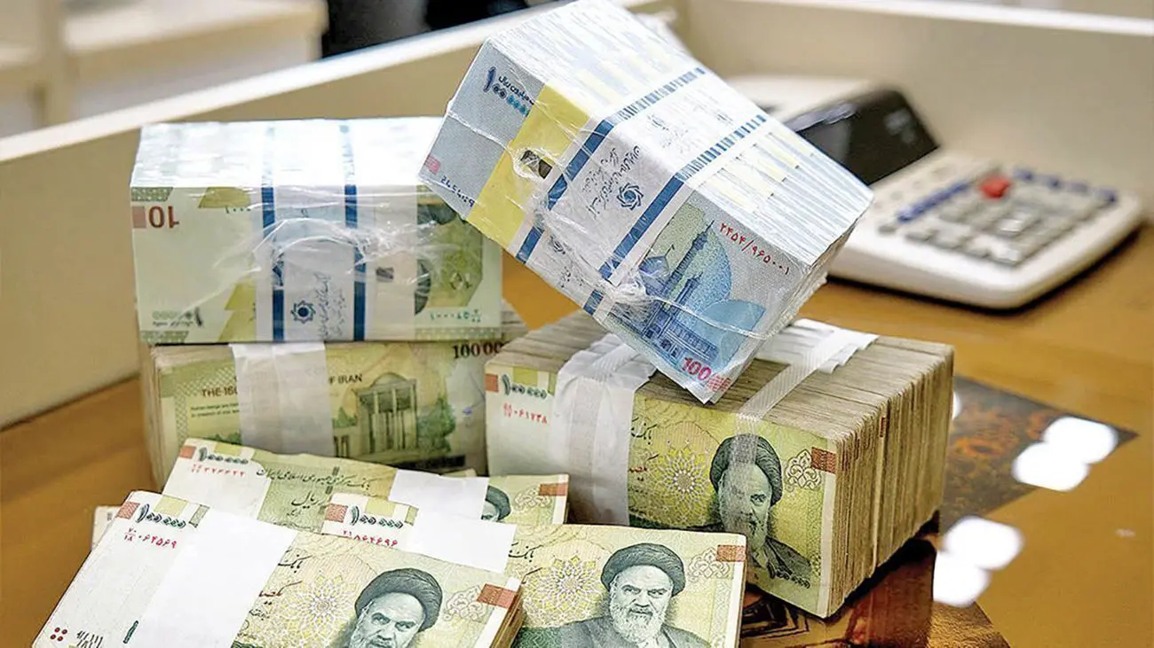 خداحافظی با 4 صفر از پول ملی / تومان جایگزین ریال میشود