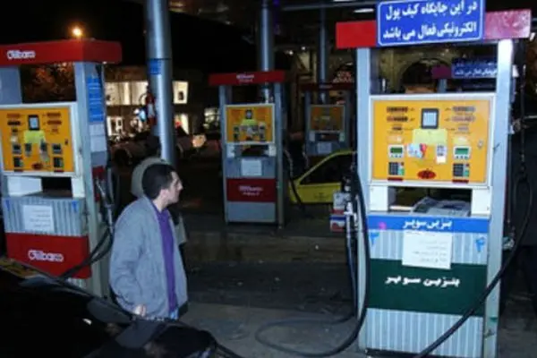 قیمت بنزین تغییر می‌کند؟/ وزیر نفت شفاف‌سازی کرد!