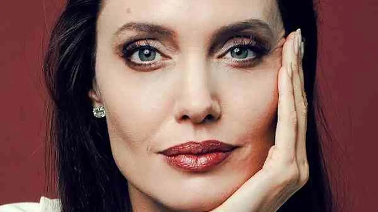 عکس های لورفته از جواهرات لاکچری خانم سلبریتی جذاب