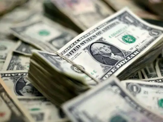 پیش بینی ارزش دلار تا یک سال آینده / ترس از رکود یا خیر ؟!