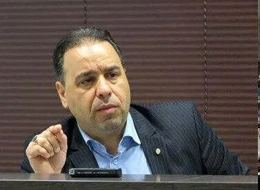 کارچاقکن ها چطور وکلای دادگستری را سرکیسه می کنند؟!