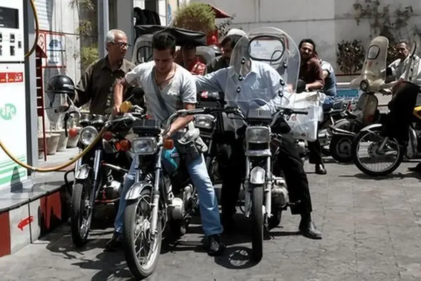 موتورسواران بعد از این خبر شوکه شدند! سهمیه بنزین تعیین تکلیف شد