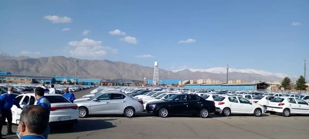 خبر خوش درباره قیمت کارخانه ای خودرو / این خودروها فعلاً گران نمی شود !