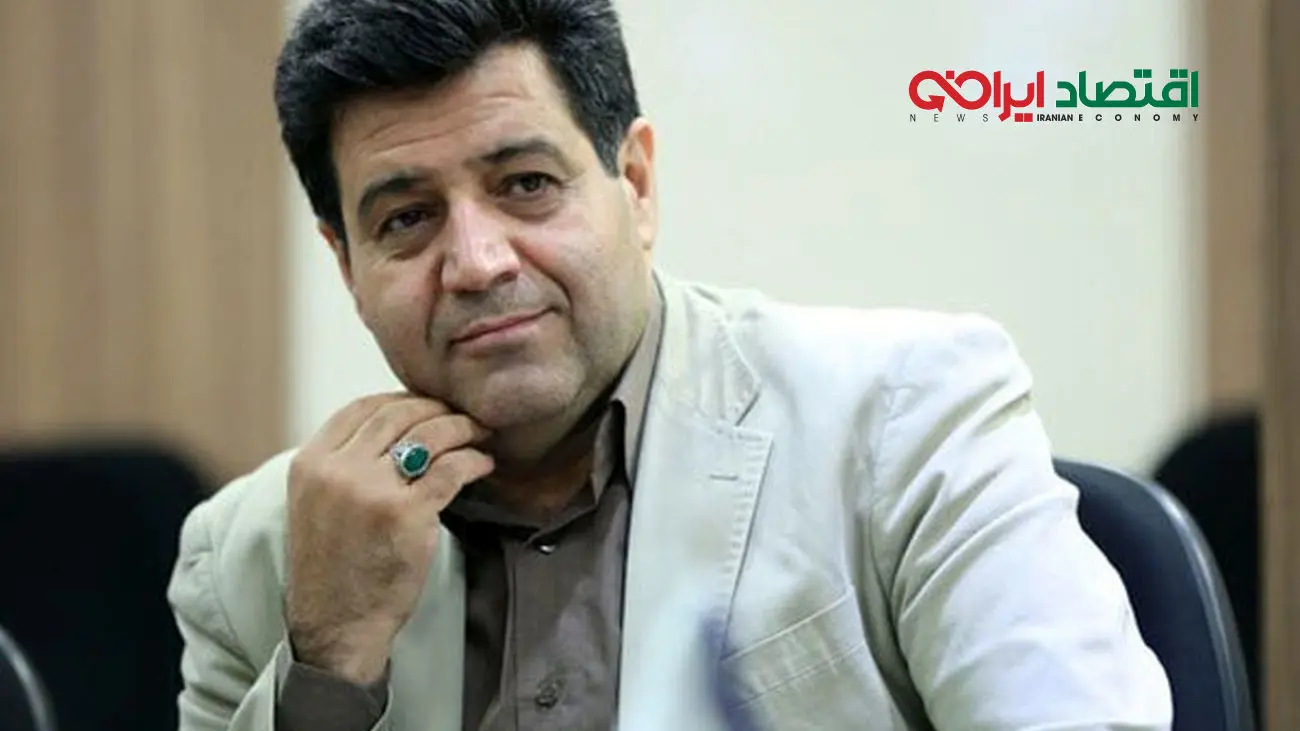 اگر واقعا غم بیتالمال دارید، میکروفون محمد فاضلی را به حراج بگذارید