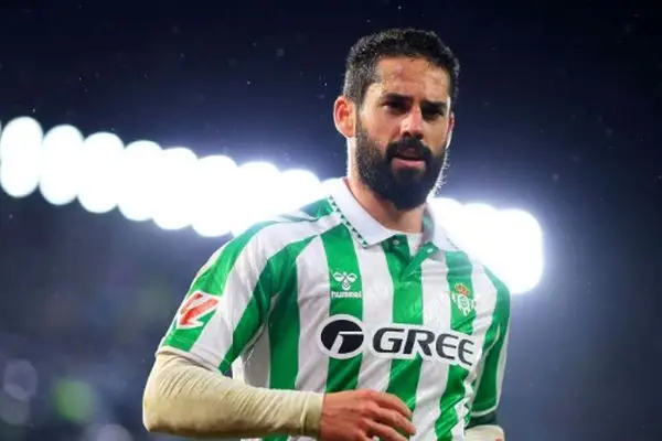 تمدید قرارداد ایسکو همراه با افزایش چشمگیر حقوق!