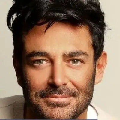 ماشین ۲۰ میلیاردی رضا گلزار که از لاکچری‌ترین خودروهای ایران است!