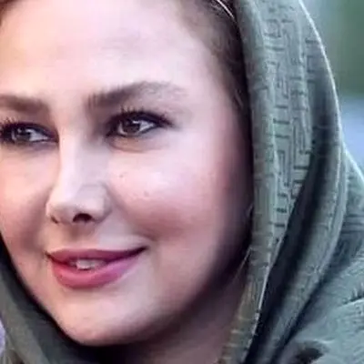 راز دستخط حیرت‌انگیز آناهیتا نعمتی فاش شد: هنر زندگی با عشق!