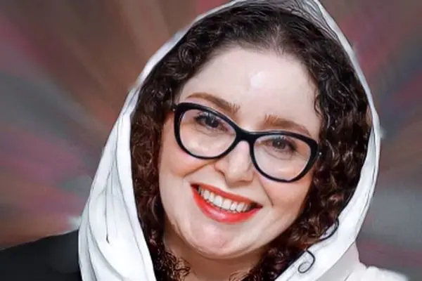 وقتی ژاله صامتی و دخترش با حرکاتشان روی صحنه غوغا به پا کردند! + فیلم