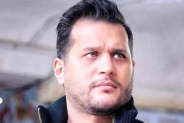 سیاوش خیرابی در کنار ستاره پرسپولیس با استایلی خاص!