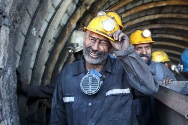 خبر فوری برای کارگران / وزیر کار نحوه افزایش دستمزد کارگران را شفاف کرد