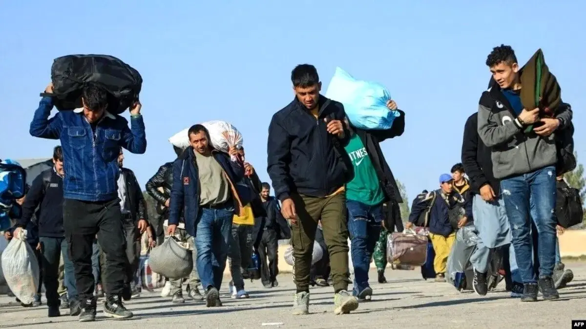 فاجعه اقتصادی در کمین افغانستان/ پول مهاجران قطع شد