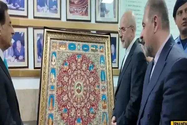 هدیه نفیس قالیباف به رئیس مجلس پاکستان