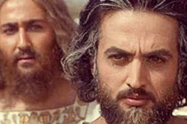 بنیامین سریال «یوسف پیامبر» با استایلی متفاوت بازگشت؛ تغییر چهره شگفت‌انگیز زهیر یاری