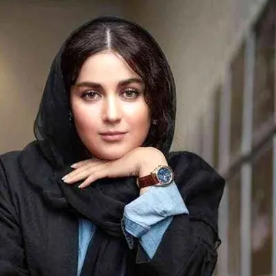 سلفی جنجالی افسانه پاکرو با استاد عباس کیارستمی و ستاره خارجی!