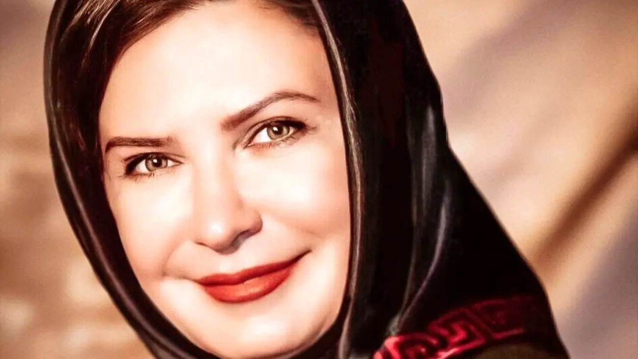 عکسی بامزه از کودکی بازیگر سریال در پناه تو / لعیا زنگنه در 5 سالگی !