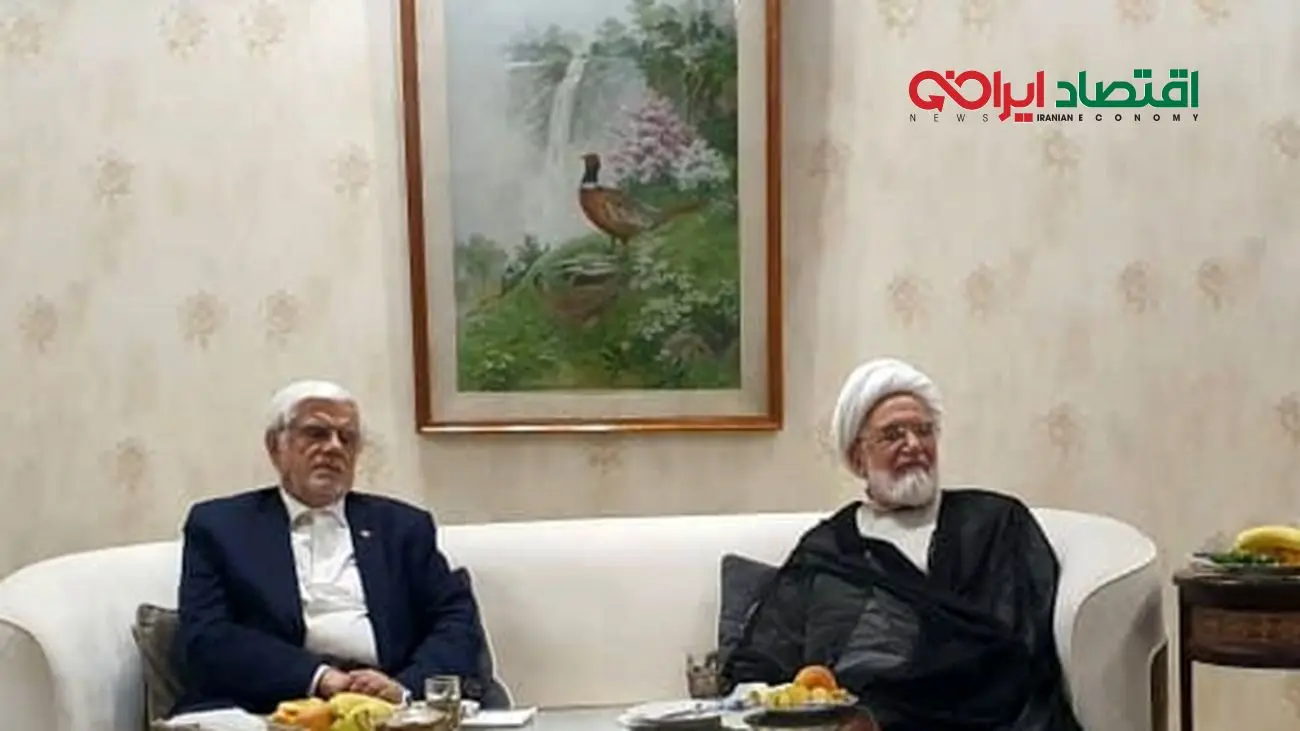 مهدی کروبی در دیدار عارف معاون اول رئیسجمهور: بی توجهی دولت به شعارهای زمان انتخابات، موجب ناامیدی مردم میشود