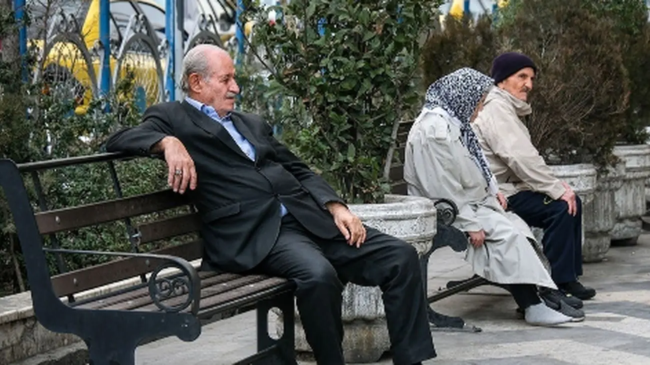 افزایش ۷۰ درصدی حقوق بازنشستگان مشمول همسانسازی / مصوبه جدید دولت اعلام شد