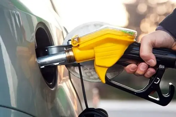 افزایش قیمت بنزین در سال آینده قطعی شد