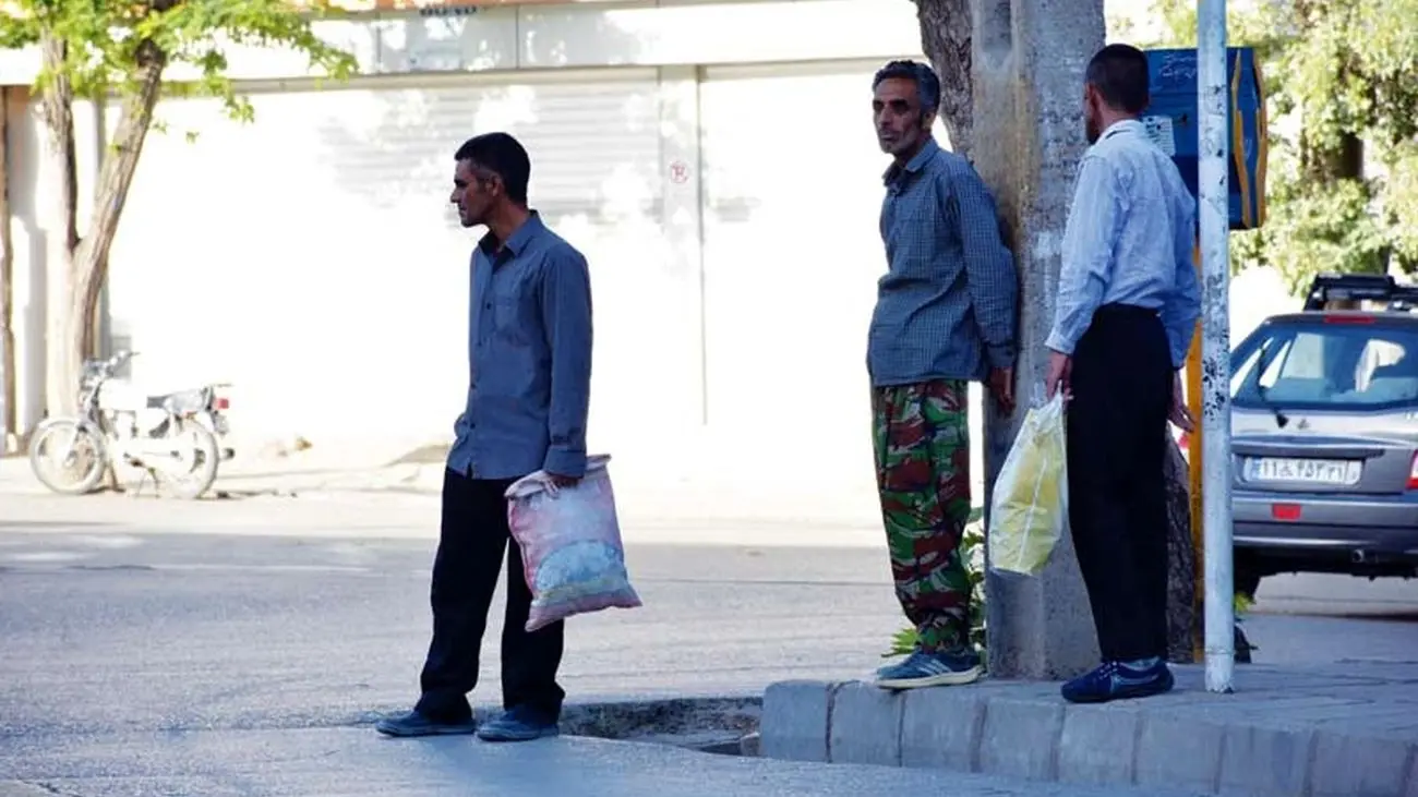 سفره کارگران زیر بار تورم هر روز کوچکتر میشود / پایین بودن دستمزد و تنگ شدن عرصه بر کارگران فصلی