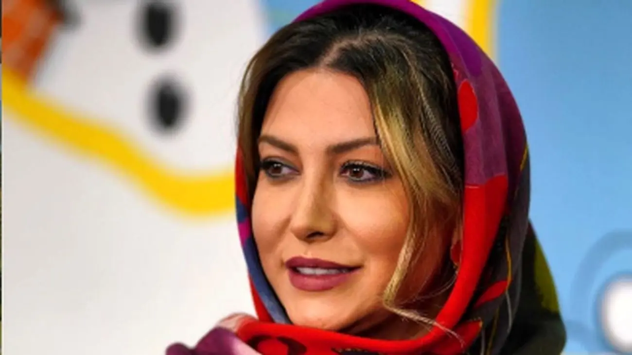 عکسهای خیرهکننده از خانه مجلل فریبا نادری!