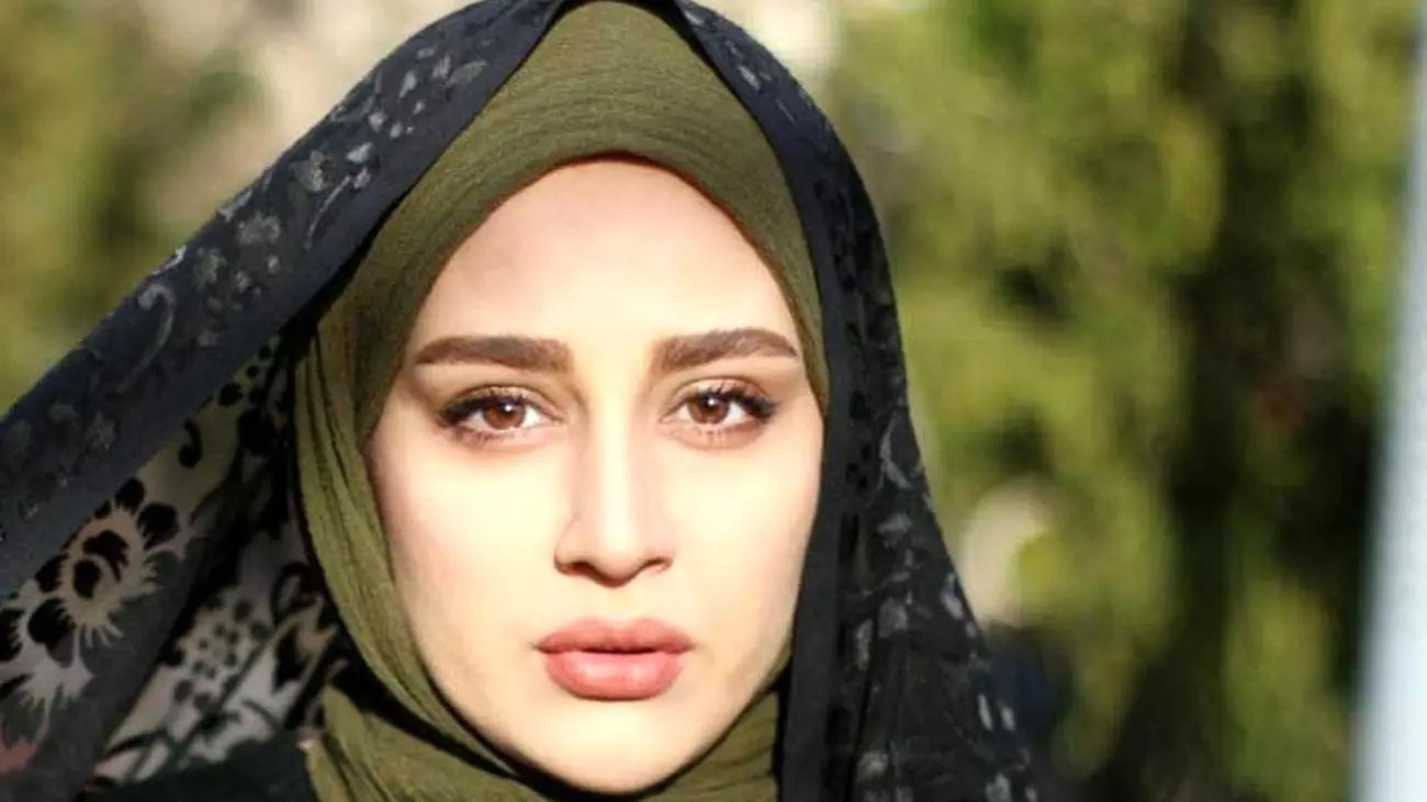 تیپ و چهره جدید «گلنار» سریال گیلدخت در پشت صحنه یک نمایش