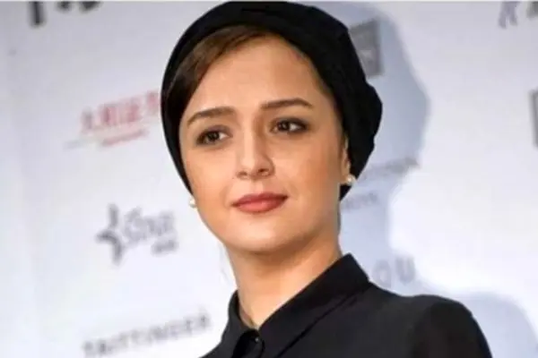 عکس زیرخاکی ترانه علیدوستی در دوران کودکی با روسری!