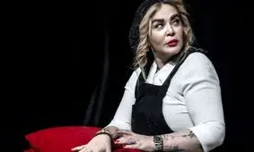 حرکت غیرمنتظره بهاره رهنما در اجرای تئاتر! +فیلم