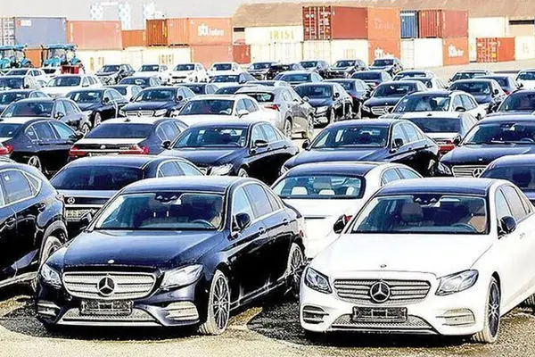 بزرگترین حراج خودروهای وارداتی آغاز شد + جدول مقایسه ای دو خودروی لوکس